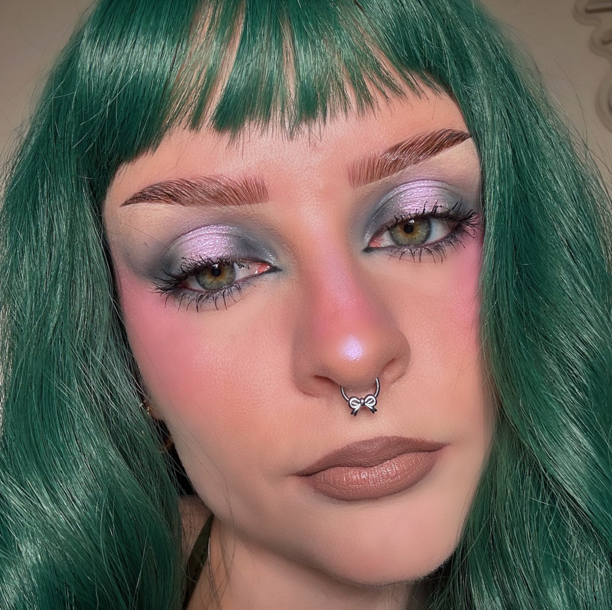 Anneau de septum en zircone cubique avec cœur transparent et serpent perché