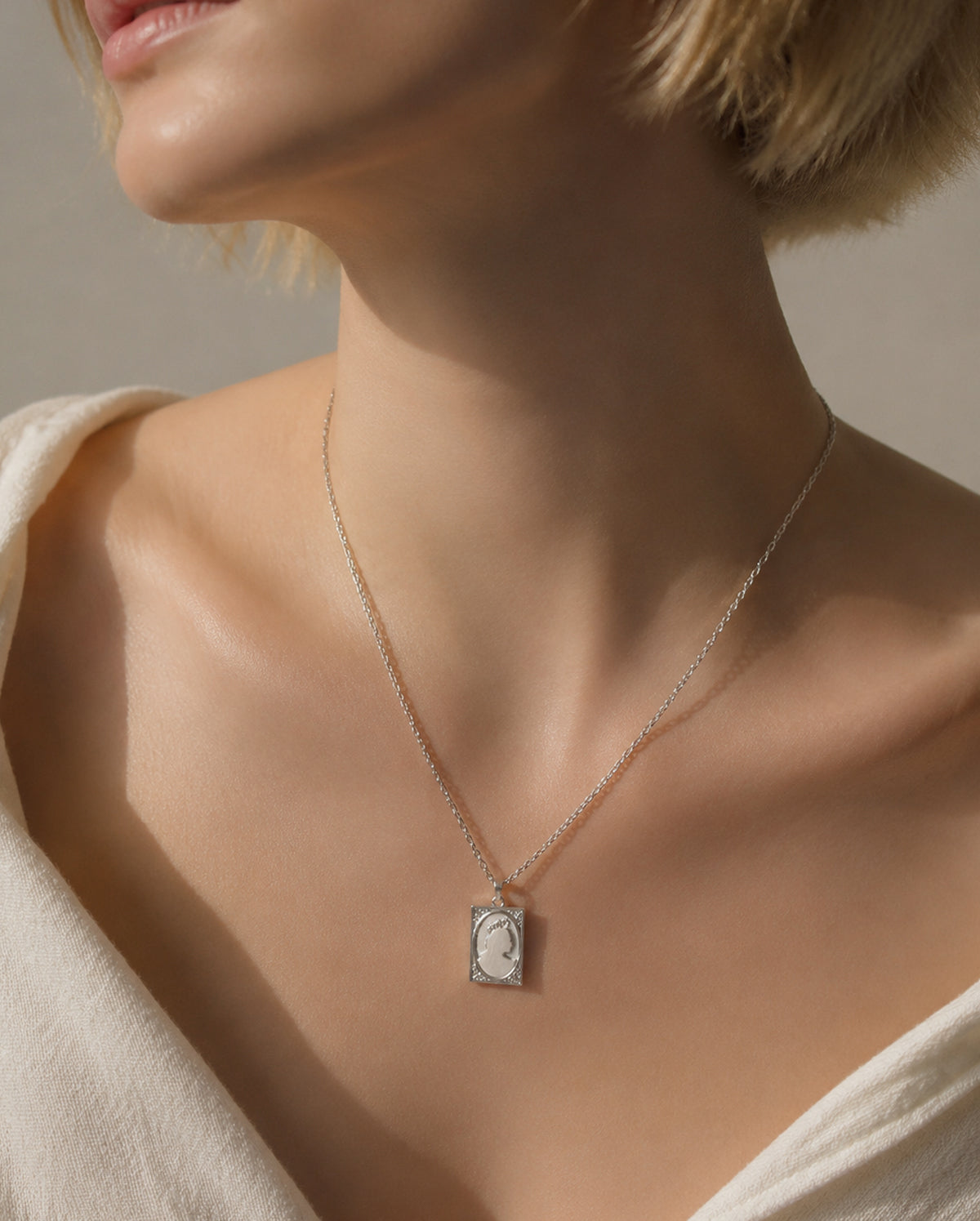 WICKED X OUFER Glinda Enchanted Necklace