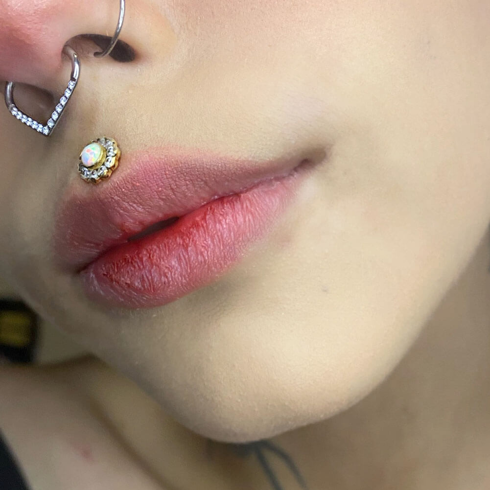 Synthetic Opal Internally Threaded Titanium Labret Stud