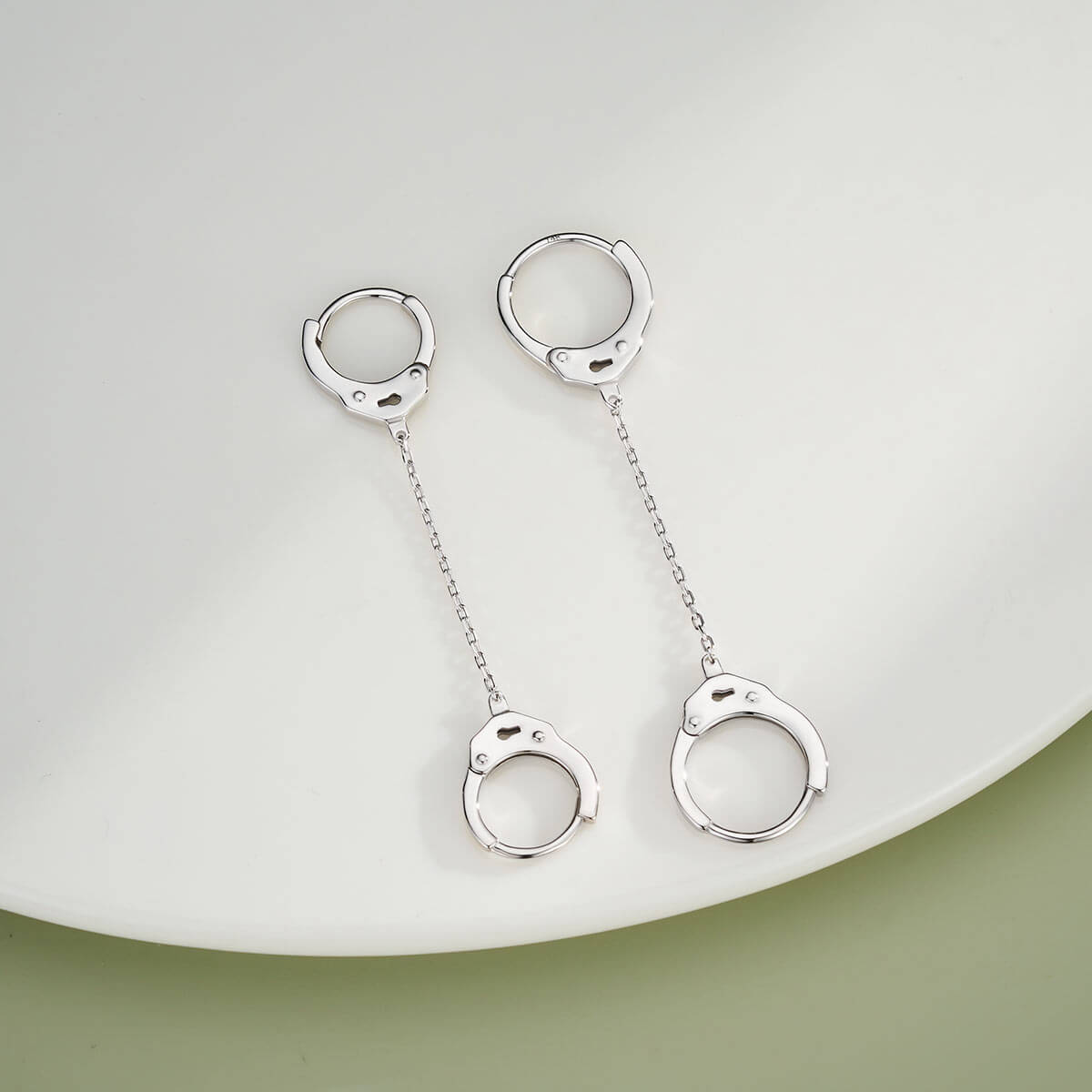 14K White Gold Handcuffs Cartilage Earring