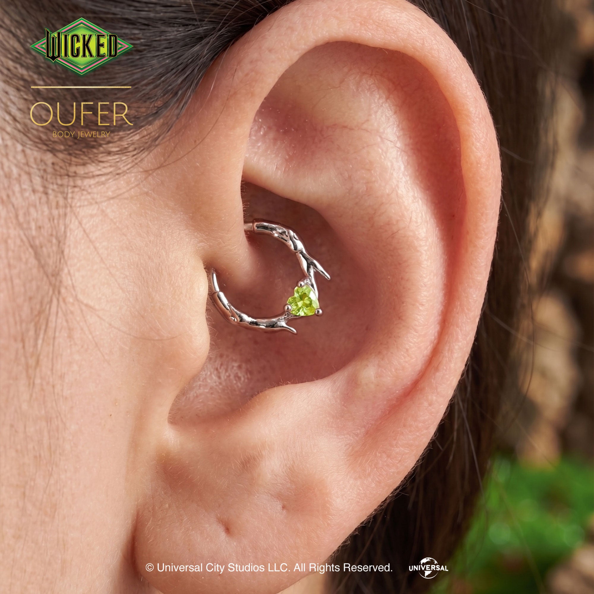 WICKED x OUFER Hand-Linked Heart Septum Ring