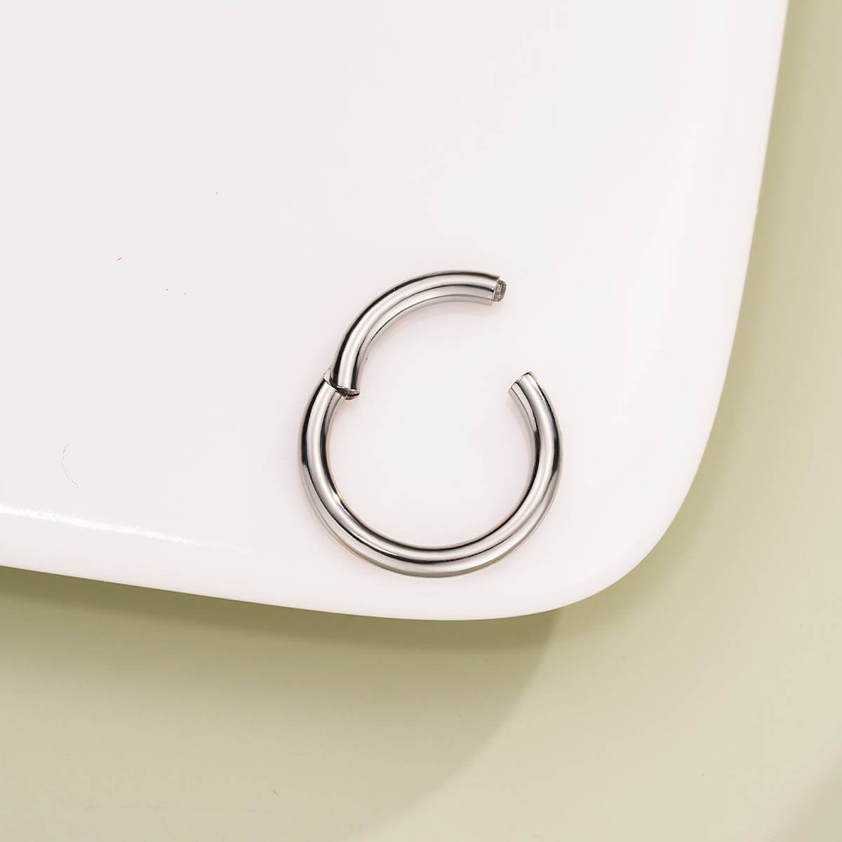 14G Hinged Segment Titanium Septum Ring